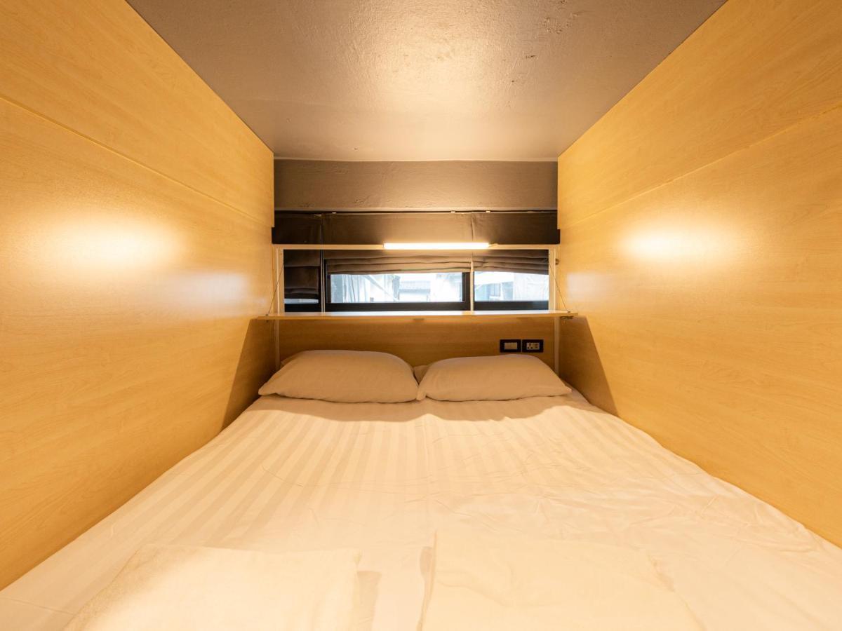 Khao San Social Capsule Hostel Bangkok Exteriér fotografie