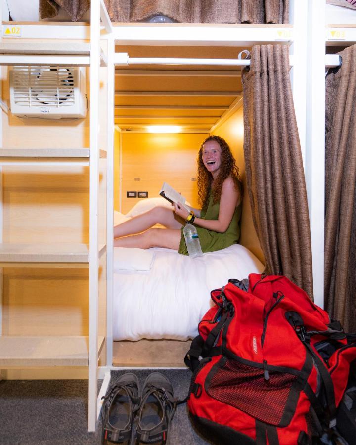 Khao San Social Capsule Hostel Bangkok Exteriér fotografie