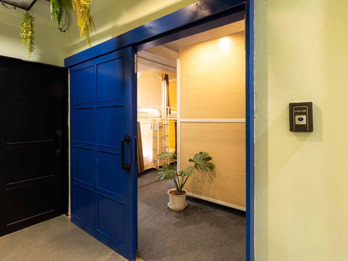 Khao San Social Capsule Hostel Bangkok Exteriér fotografie