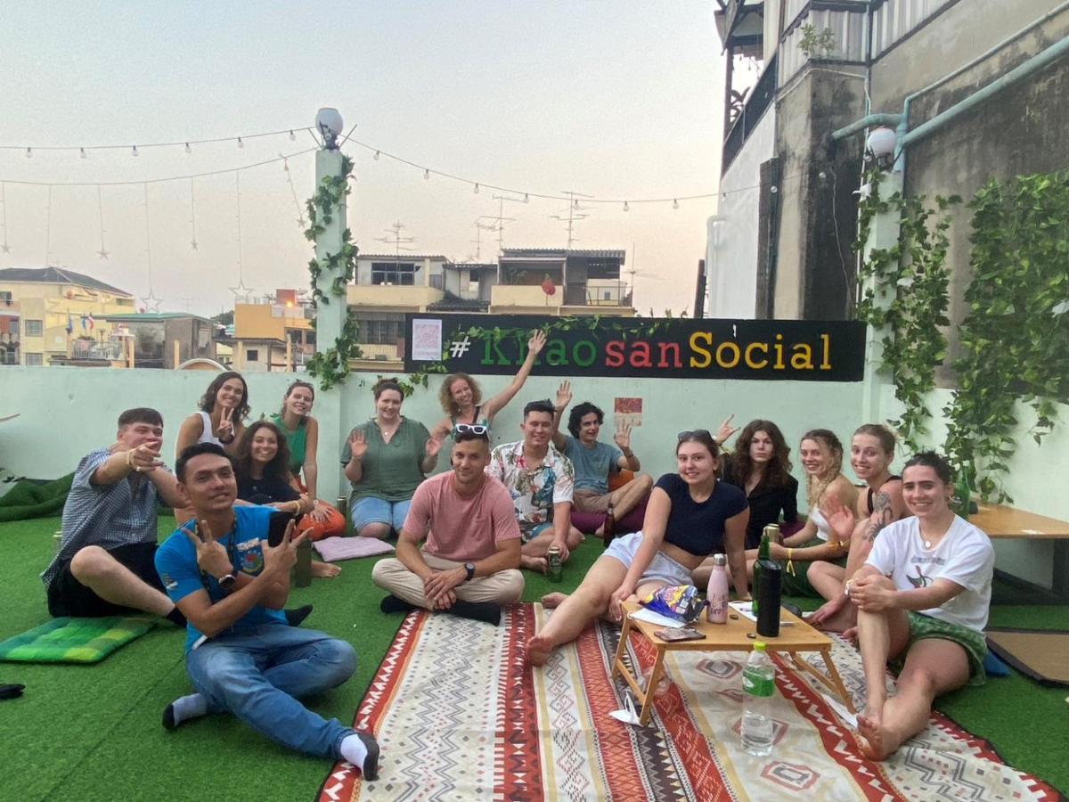 Khao San Social Capsule Hostel Bangkok Exteriér fotografie